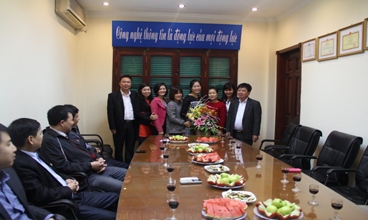Chúc mừng phụ nữ nhân ngày 8/3/2015 và chúc mừng sinh nhật CBCNV trong quý I/2015.