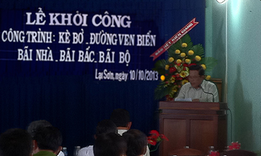 Lễ khởi công công trình: Xây dựng Kè bờ kết hợp với đường giao thông ven biển xã đảo Lại Sơn